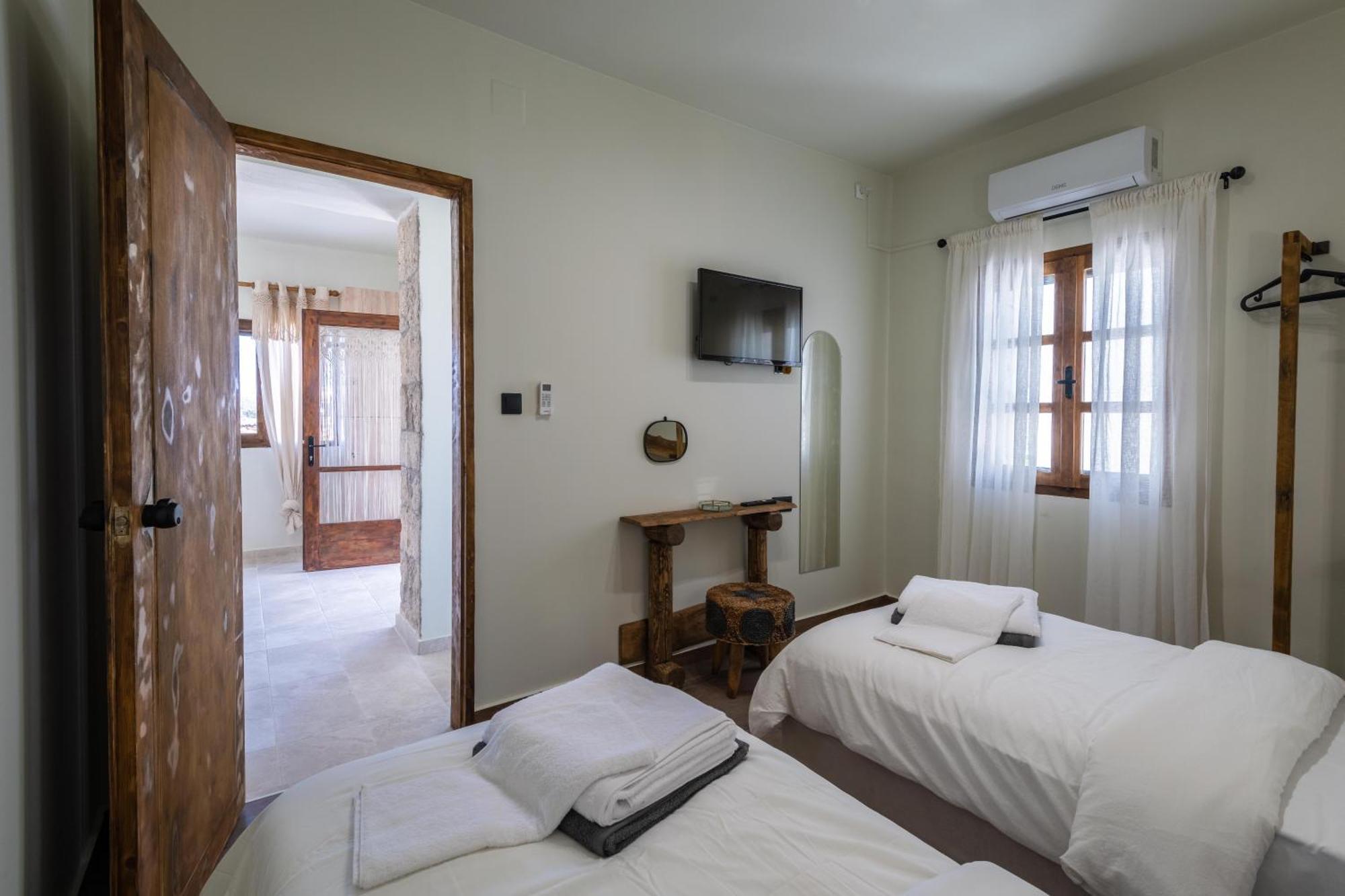 To Patriko Villa Kournas Exterior photo