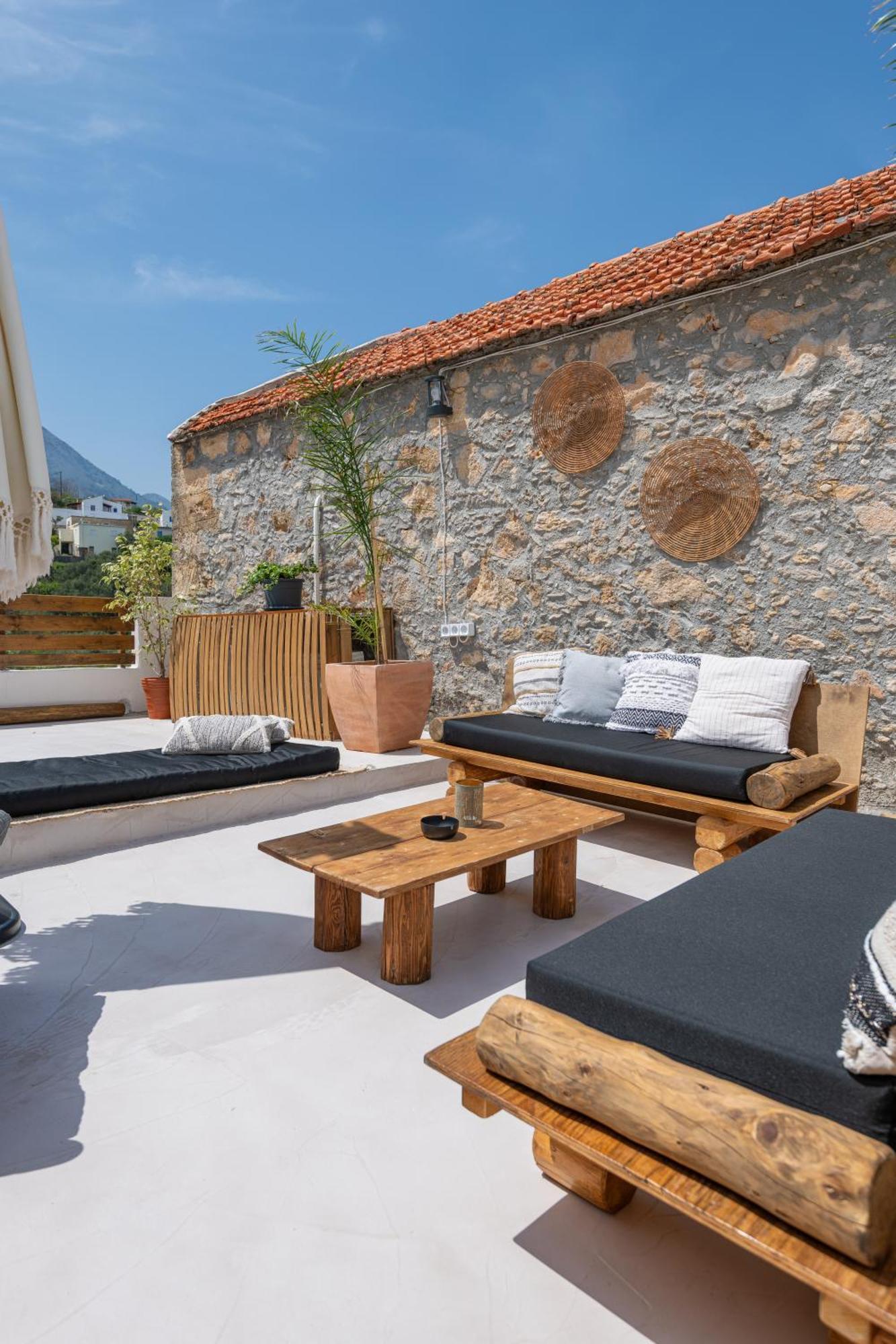 To Patriko Villa Kournas Exterior photo