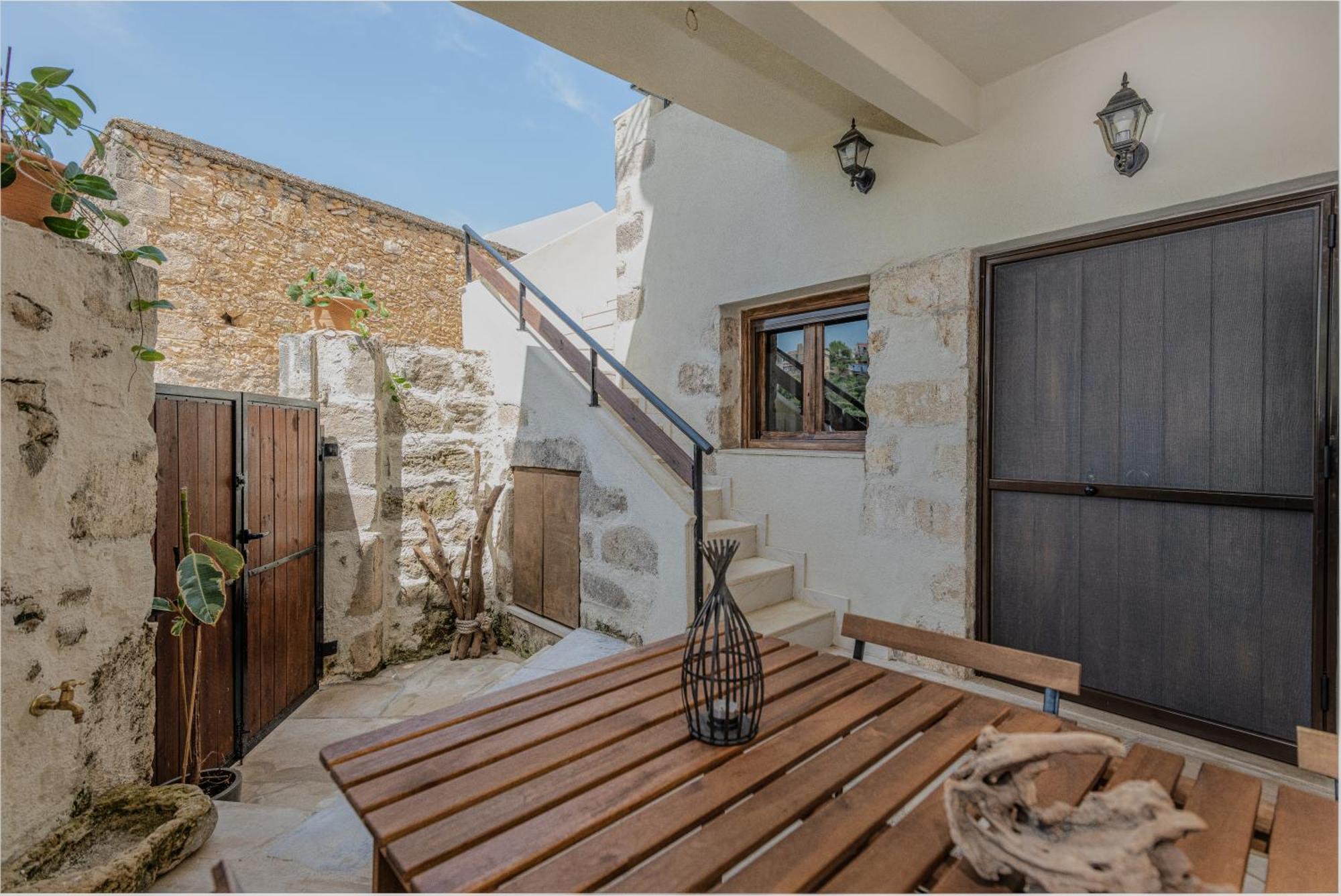 To Patriko Villa Kournas Exterior photo