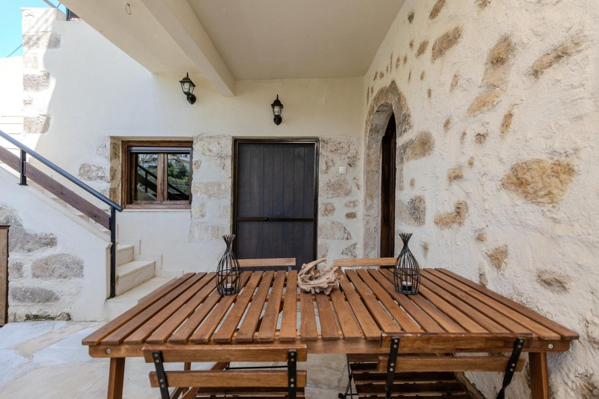 To Patriko Villa Kournas Exterior photo
